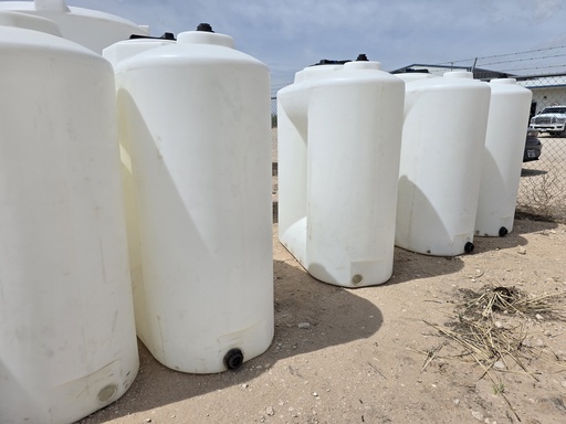 Used 400 Gallon Doorway Tank